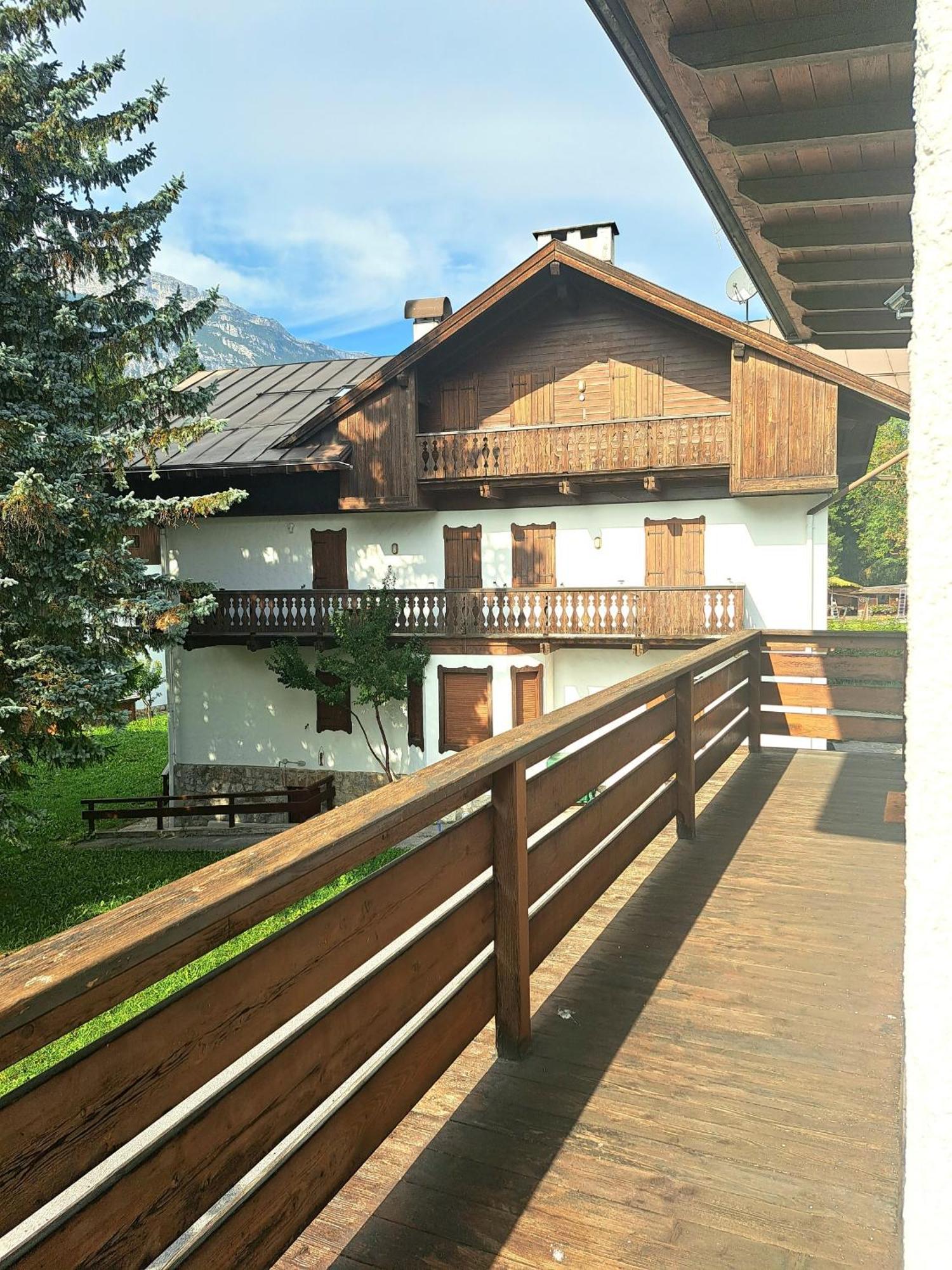 Luminoso Ed Accogliente, Centralissimo Appartamento Indipendente Cortina dʼAmpezzo Exteriér fotografie